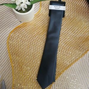 NWT. Bespoke Mens Slim Tie. Dark Gray